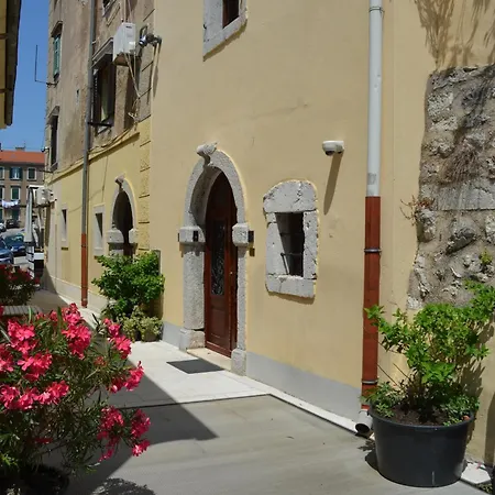 Inn Old Town