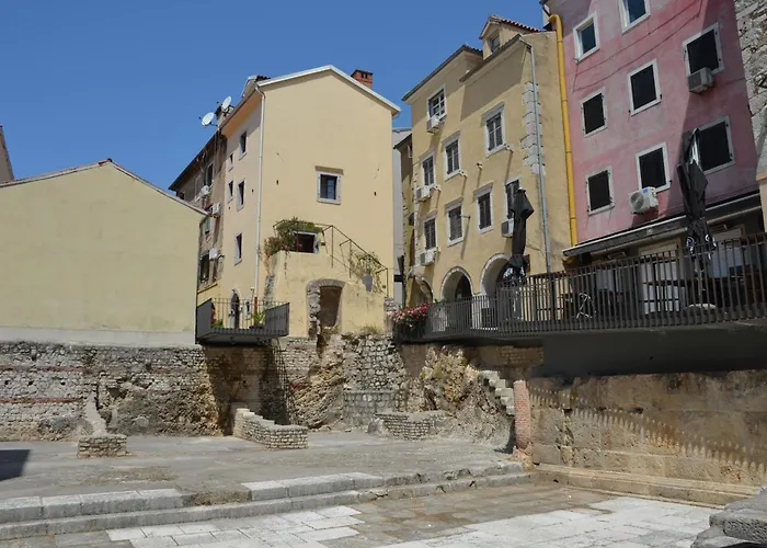 Old Town 4*